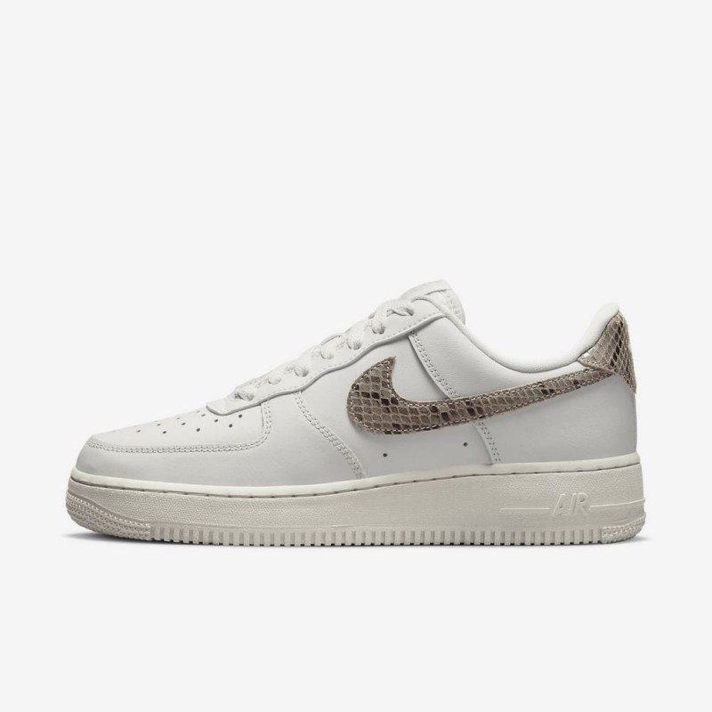 Кросівки Nike Air Force 1 07