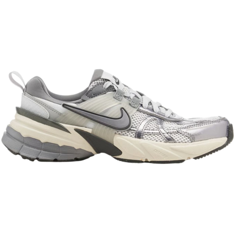 Кросівки жіночі Nike V2K Run FD 0736-003