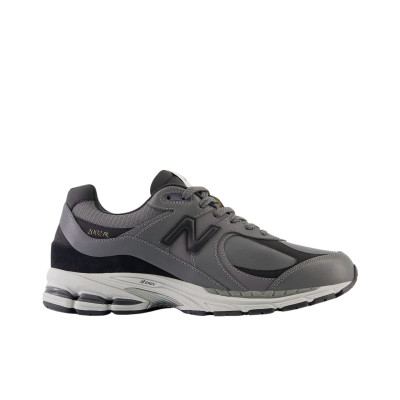 Кросівки чоловічі New Balance 2002 Grey M2002RVG