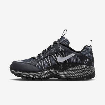 Кросівки Nike Air Humara Qs