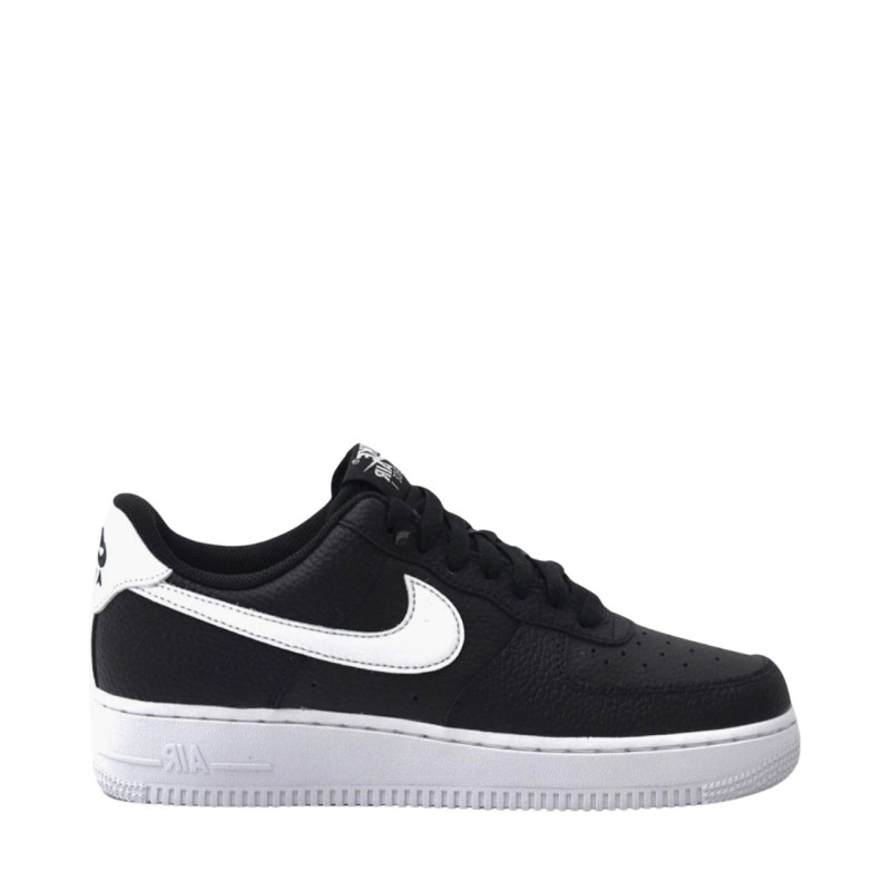 NIKE AIR FORCE 1 '07