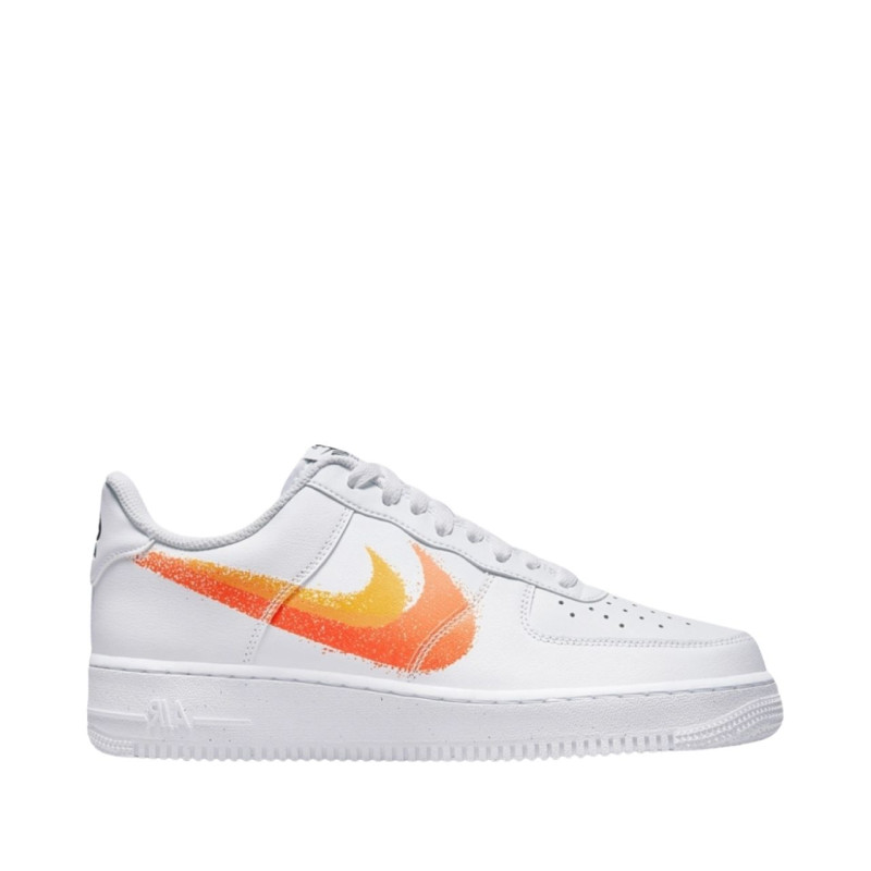 Кросівки чоловічі Nike Sportswear Air Force 1 07 White FJ4228-100