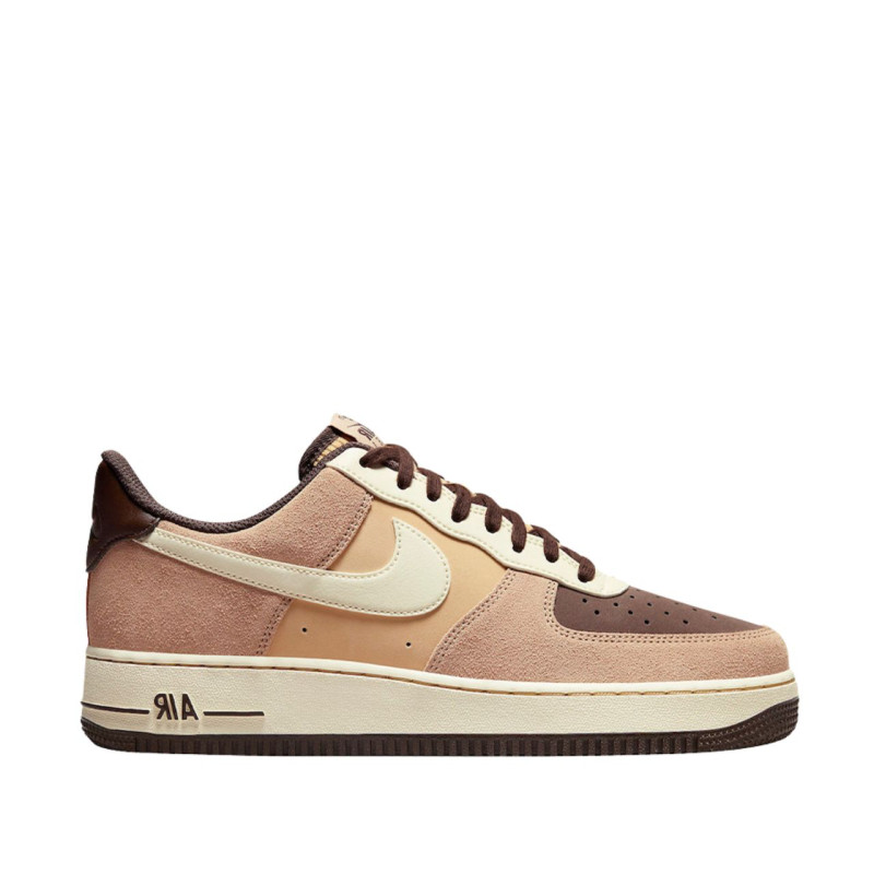 Кросівки чоловічі Nike Air Force 1 Low 07 Lv8 Beige FB8878-200