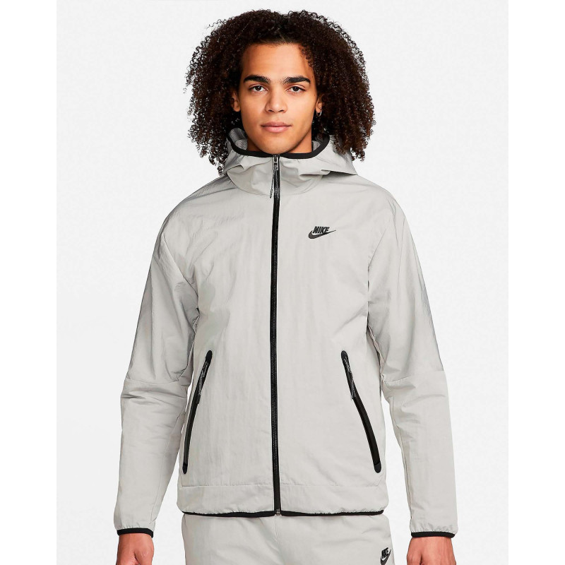 NIKE TECH WVN JKT LND